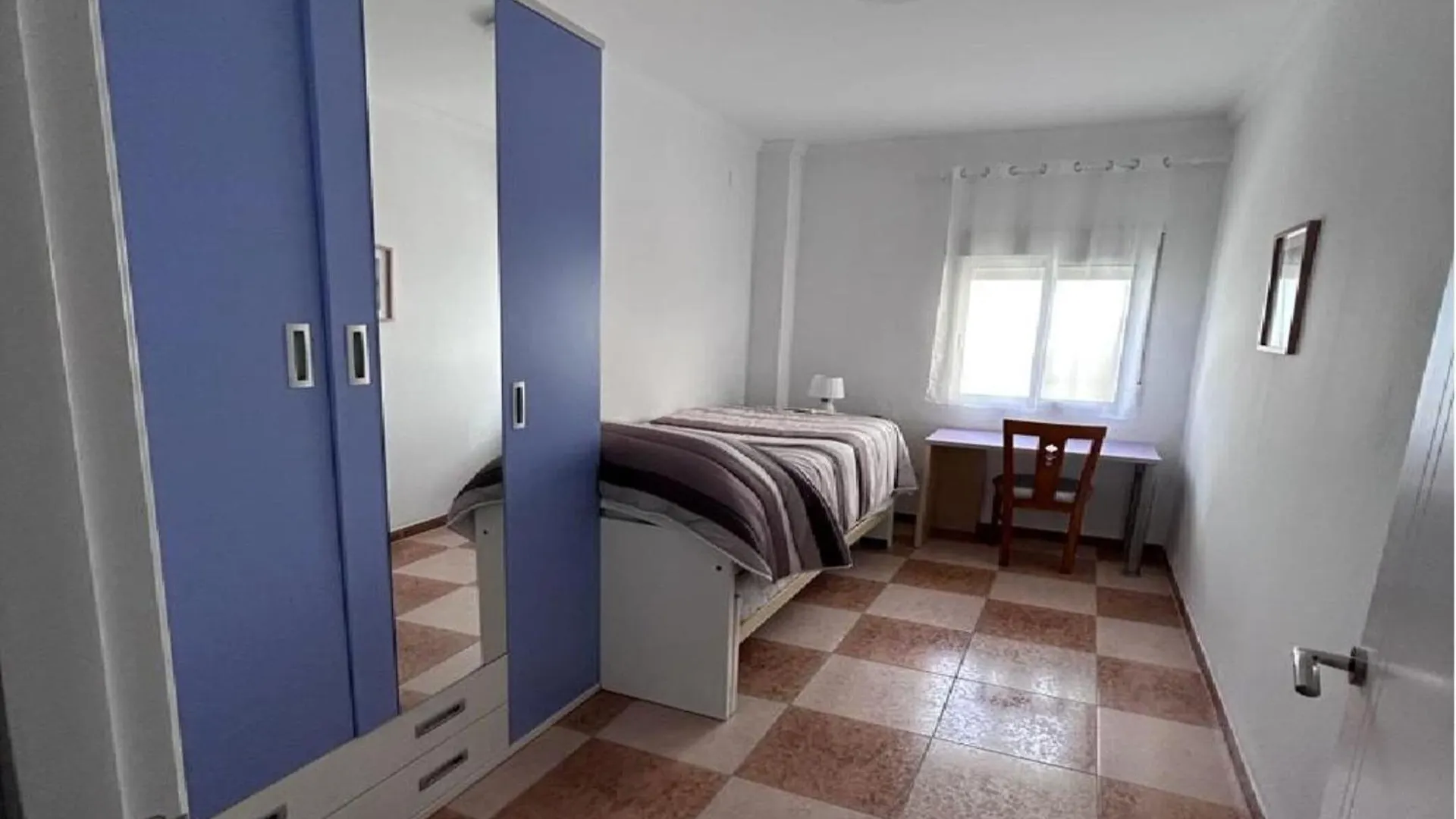 Velbar - Apartment In Cadiz Free Wifi بيت للعطل